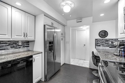 Copropriété à vendre à Hallandale Beach, Floride: 2 chambres, 135.17 m2 № 1925590 - photo 2