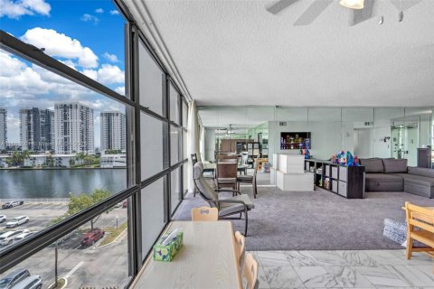 Copropriété à vendre à Hallandale Beach, Floride: 2 chambres, 135.17 m2 № 1925590 - photo 5
