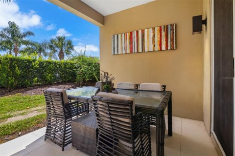 Adosado en venta en Kissimmee, Florida, 4 dormitorios, 222.59 m2 № 1824986 - foto 18
