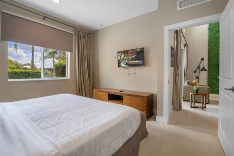Adosado en venta en Kissimmee, Florida, 4 dormitorios, 222.59 m2 № 1824986 - foto 16