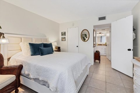 Condominio en venta en Sarasota, Florida, 1 dormitorio, 79.62 m2 № 1736767 - foto 19