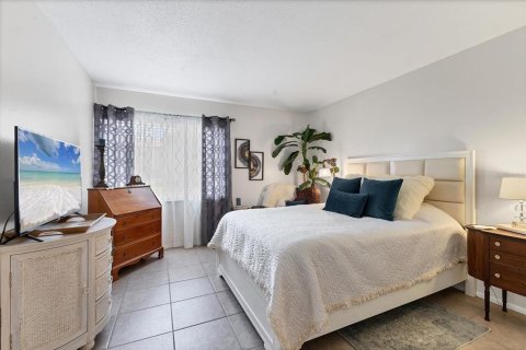Condominio en venta en Sarasota, Florida, 1 dormitorio, 79.62 m2 № 1736767 - foto 18