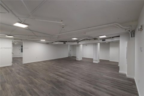 Propiedad comercial en Miami, Florida № 2000687