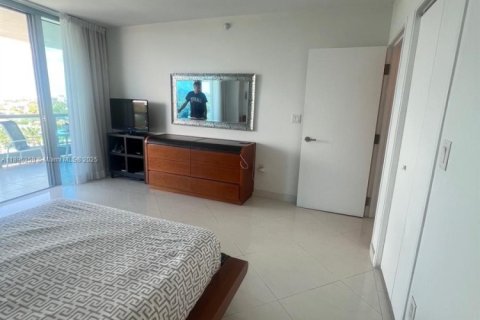 Copropriété à vendre à Surfside, Floride: 1 chambre, 115.76 m2 № 1948919 - photo 7