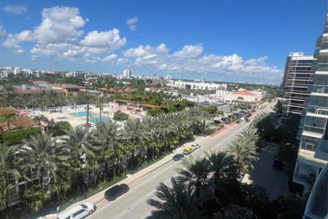 Copropriété à vendre à Surfside, Floride: 1 chambre, 115.76 m2 № 1948919 - photo 23