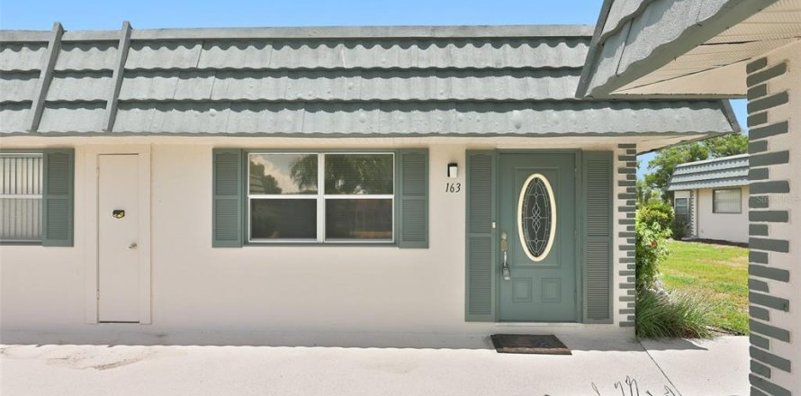 Condo in Sun City Center, Florida, 1 bedroom  № 2199750