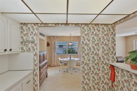 Condo in Sun City Center, Florida, 1 bedroom  № 2199750 - photo 22