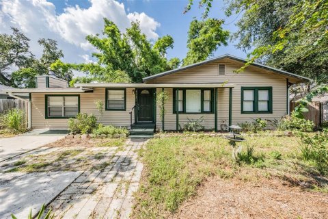 Casa en venta en Tampa, Florida, 3 dormitorios, 123.37 m2 № 1851522 - foto 1