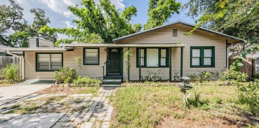 Villa ou maison à Tampa, Floride 3 chambres, 123.37 m2 № 1851522
