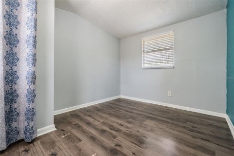 Casa en venta en Tampa, Florida, 3 dormitorios, 123.37 m2 № 1851522 - foto 21
