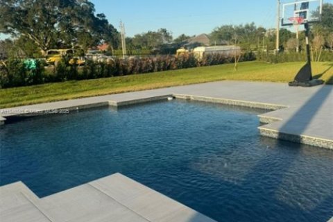 Casa en alquiler en Davie, Florida, 6 dormitorios, 574.32 m2 № 1851921 - foto 2