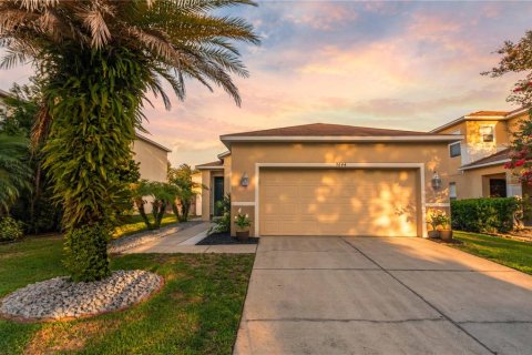 Casa en Land O' Lakes, Florida 3 dormitorios, 118.45 m2 № 2197633