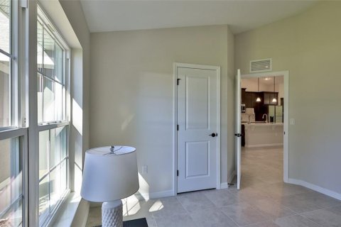 House in Palm Coast, Florida 4 bedrooms, 185.06 sq.m. № 1366562 - photo 19