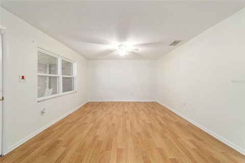 Villa ou maison à vendre à Ocala, Floride: 3 chambres, 190.08 m2 № 1884114 - photo 27