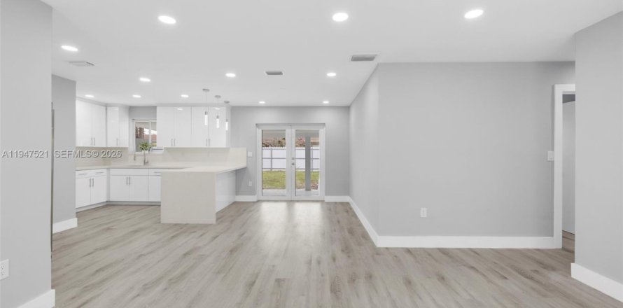 Casa en Miami, Florida 4 dormitorios, 118.91 m2 № 2003567