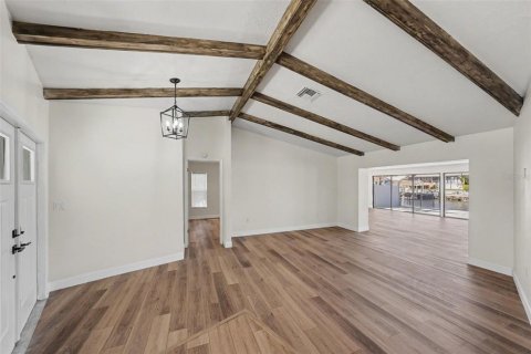 Casa en venta en New Port Richey, Florida, 3 dormitorios, 257.9 m2 № 2203260 - foto 14