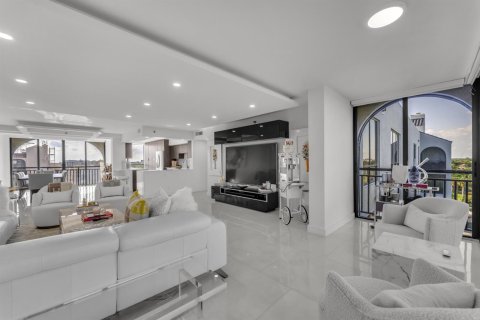 Condo in Boca Raton, Florida, 3 bedrooms  № 2253071 - photo 15