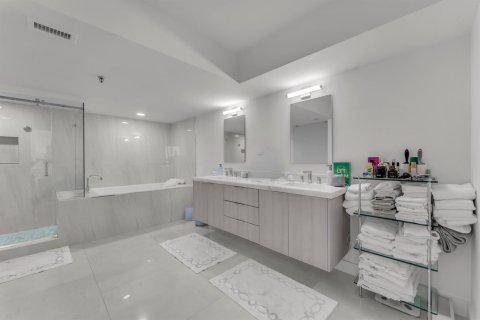 Condo in Boca Raton, Florida, 3 bedrooms  № 2253071 - photo 21