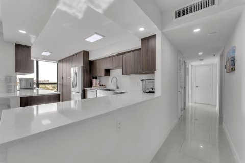 Condo in Boca Raton, Florida, 3 bedrooms  № 2253071 - photo 18