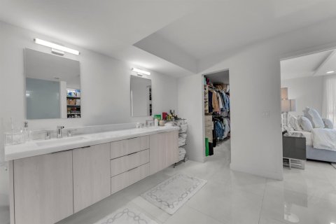 Condo in Boca Raton, Florida, 3 bedrooms  № 2253071 - photo 23
