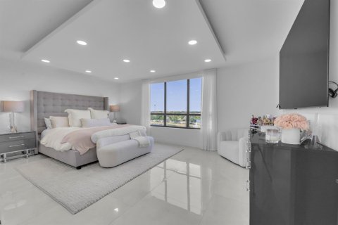 Condo in Boca Raton, Florida, 3 bedrooms  № 2253071 - photo 19