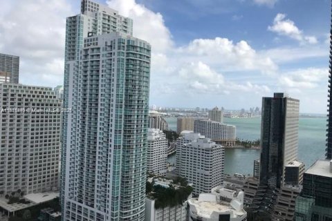 Condo in Miami, Florida, 1 bedroom  № 1875251 - photo 1