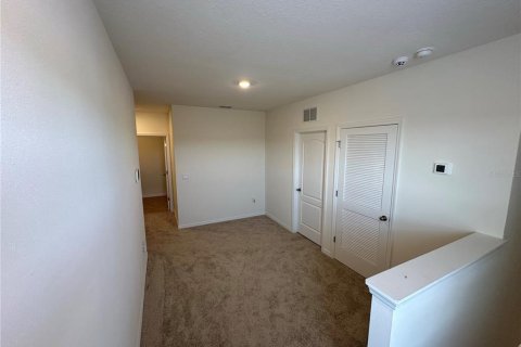 House in Eagle Lake, Florida 5 bedrooms, 234.3 sq.m. № 1659202 - photo 8