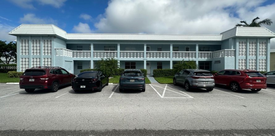 Condominio en Boca Raton, Florida, 2 dormitorios № 1948614