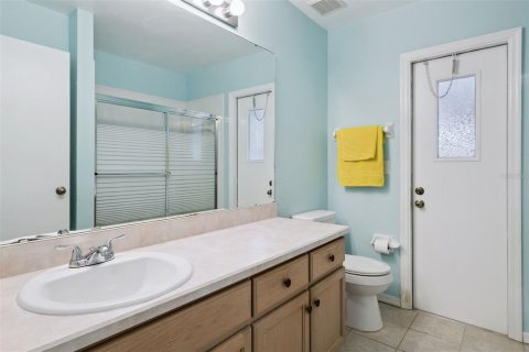 House in Clermont, Florida 3 bedrooms, 153.66 sq.m. № 2408606 - photo 19