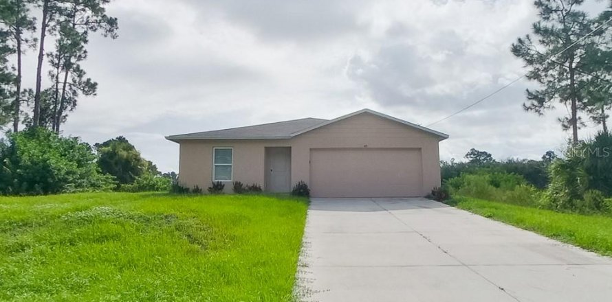Villa ou maison à Lehigh Acres, Floride 4 chambres, 134.62 m2 № 2429568