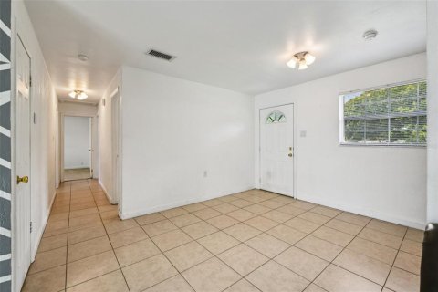 Villa ou maison à vendre à Daytona Beach, Floride: 3 chambres, 104.79 m2 № 2096539 - photo 2