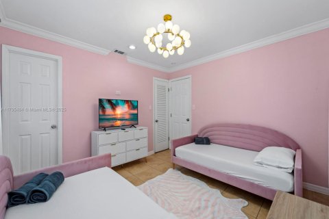 Снять в аренду квартиру в Форт-Лодердейл, Флорида 2 спальни, 188.41м2, № 1959392 - фото 4