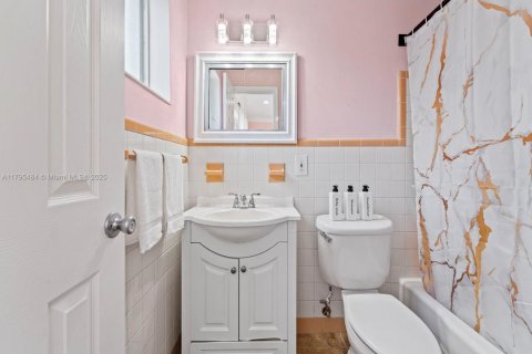 Снять в аренду квартиру в Форт-Лодердейл, Флорида 2 спальни, 188.41м2, № 1959392 - фото 12