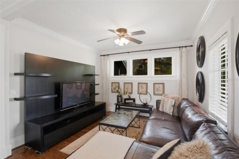 Casa en venta en Orlando, Florida, 3 dormitorios, 170.75 m2 № 1907487 - foto 13