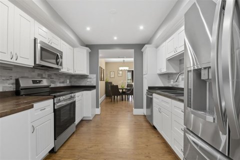 Casa en venta en Orlando, Florida, 3 dormitorios, 170.75 m2 № 1907487 - foto 20