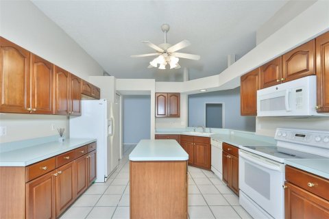 Condominio en venta en Sun City Center, Florida, 2 dormitorios, 172.33 m2 № 2195313 - foto 17