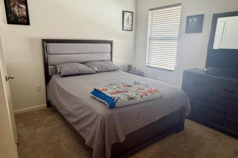Casa en alquiler en Palm Bay, Florida, 4 dormitorios, 170.01 m2 № 2077718 - foto 17