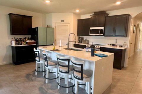 Casa en alquiler en Palm Bay, Florida, 4 dormitorios, 170.01 m2 № 2077718 - foto 4
