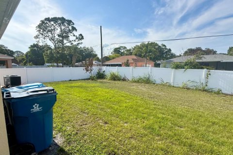 Casa en alquiler en Palm Bay, Florida, 4 dormitorios, 170.01 m2 № 2077718 - foto 21