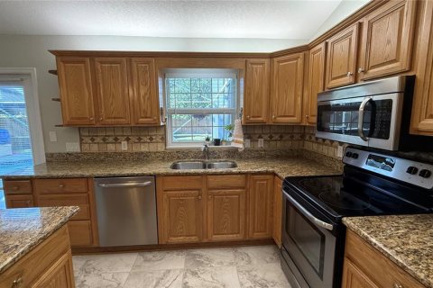 House in Ocala, Florida 3 bedrooms, 168.9 sq.m. № 2399292 - photo 4