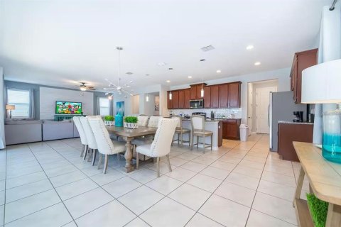 House in SOLARA RESORT in Kissimmee, Florida 5 bedrooms, 325.72 sq.m. № 1907790 - photo 8