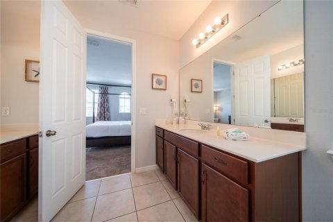 House in SOLARA RESORT in Kissimmee, Florida 5 bedrooms, 325.72 sq.m. № 1907790 - photo 23