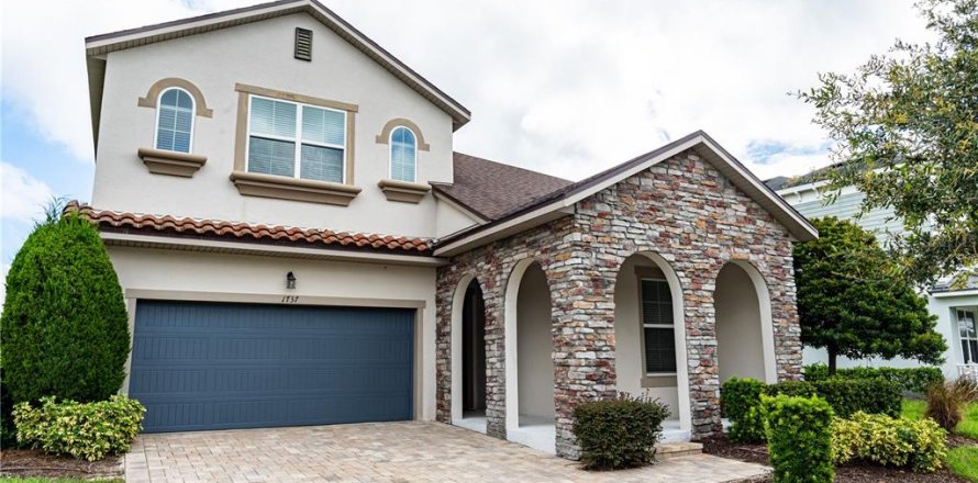 House in SOLARA RESORT in Kissimmee, Florida 5 bedrooms, 325.72 sq.m. № 1907790