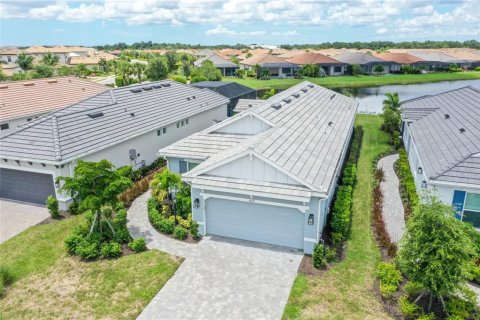 Villa ou maison à louer à Bradenton, Floride: 3 chambres, 178.93 m2 № 2280656 - photo 2