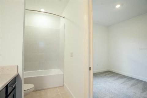 Villa ou maison à louer à Bradenton, Floride: 3 chambres, 178.93 m2 № 2280656 - photo 21