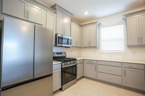 Villa ou maison à louer à Bradenton, Floride: 3 chambres, 178.93 m2 № 2280656 - photo 6