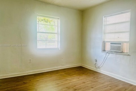 Apartment in Miami, Florida 1 bedroom № 2048059 - photo 7