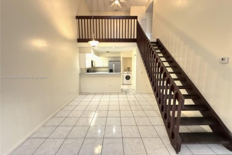 Adosado en venta en North Lauderdale, Florida, 2 dormitorios, 110.18 m2 № 1738835 - foto 2