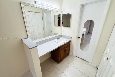 Adosado en venta en North Lauderdale, Florida, 2 dormitorios, 110.18 m2 № 1738835 - foto 4