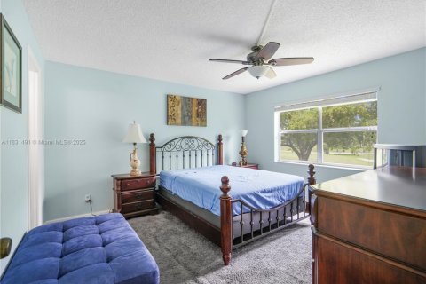Condo in Sunrise, Florida, 2 bedrooms № 1977797 - photo 27